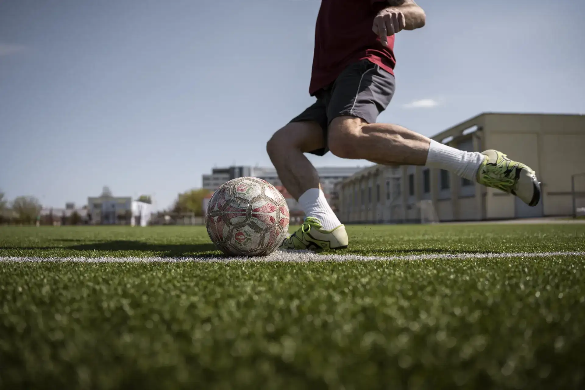 side-view-man-playing-soccer